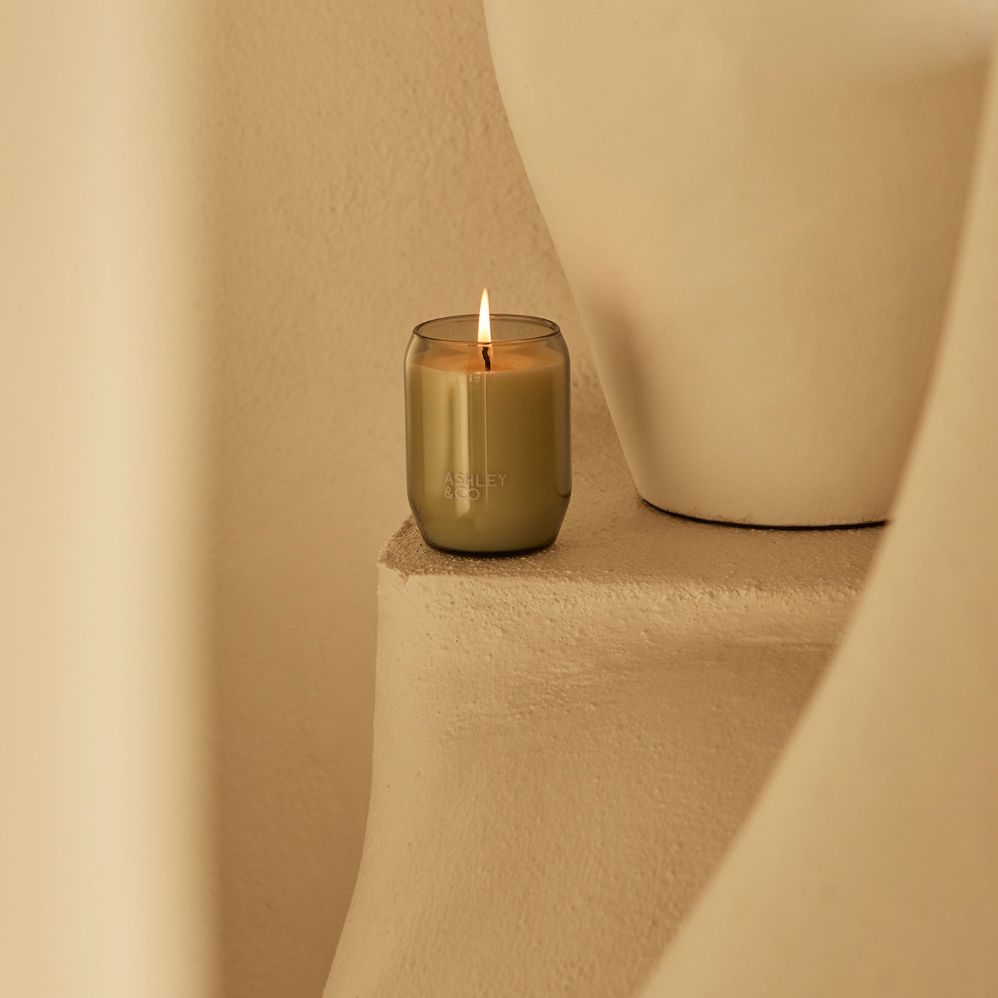 Ashley & Co Waxed Perfume 310g Parakeets & Pearls Candle Candle