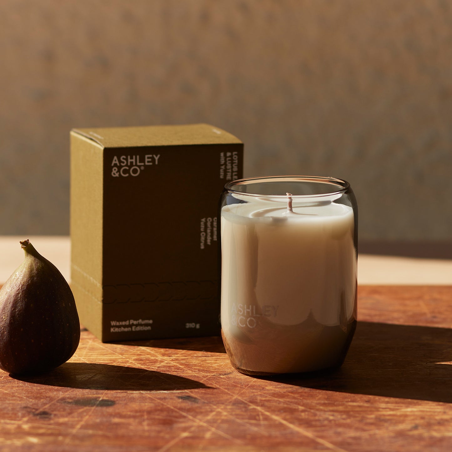 Ashley & Co Waxed Perfume Kitchen Candle 310g Lotus Leaf & Lustre Candle Candle