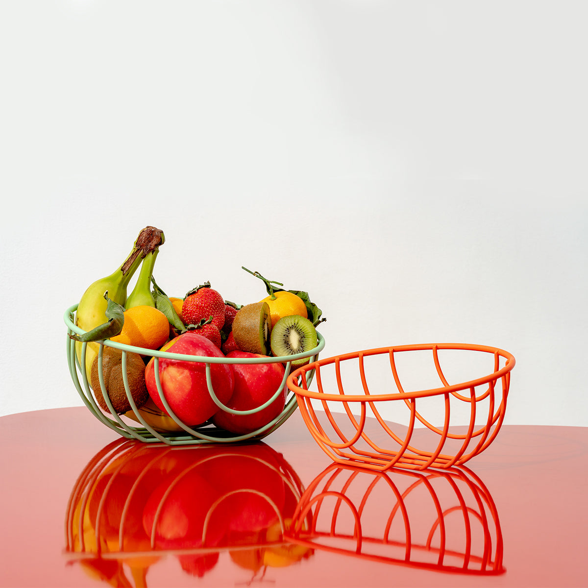 Areaware Outline Basket Green Red Set