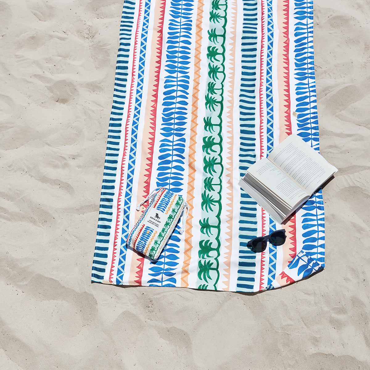 Dock & Bay Beach Towel Tropics Collection XL Palm Beach 100% Recycled 100% Recycled