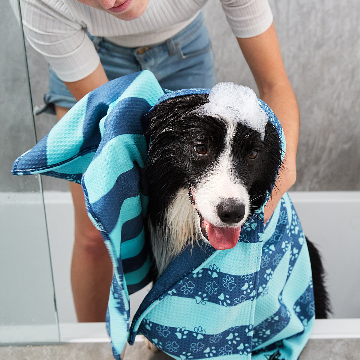 Dock & Bay Dog Towel L Bark Blue 100% Recycled 100% Recycled