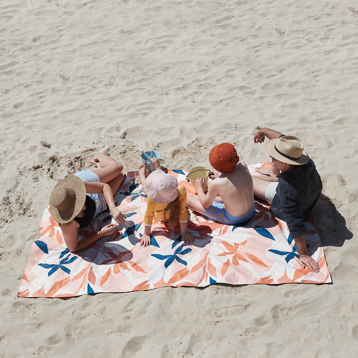 Dock & Bay Beach Blanket Extra Large Terracotta Tropics 100% Recycled 100% Recycled