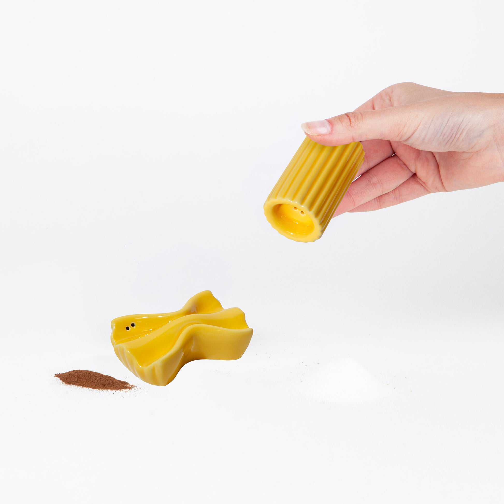 DOIY Dolce Vita Salt & Pepper Pasta