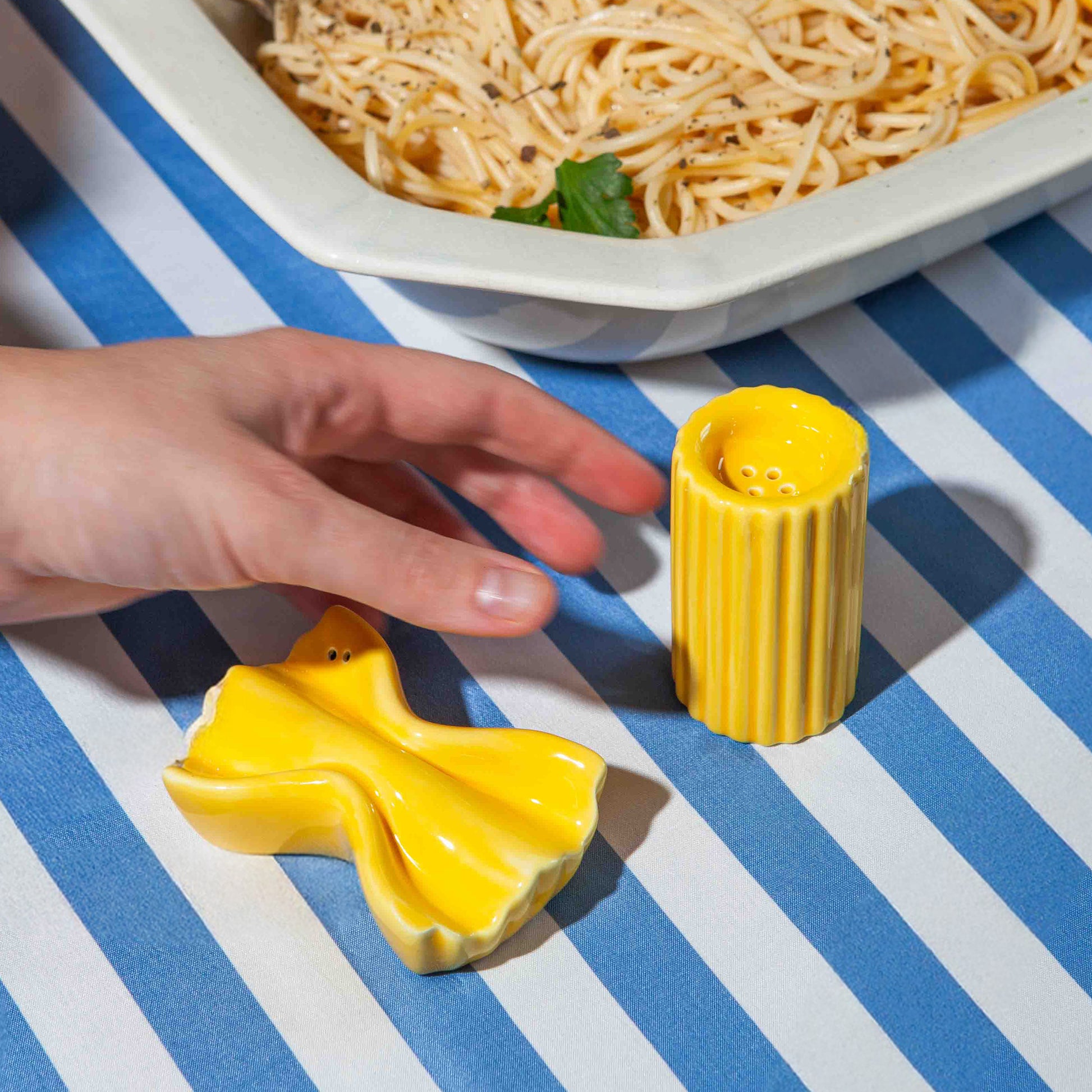 DOIY Dolce Vita Salt & Pepper Pasta