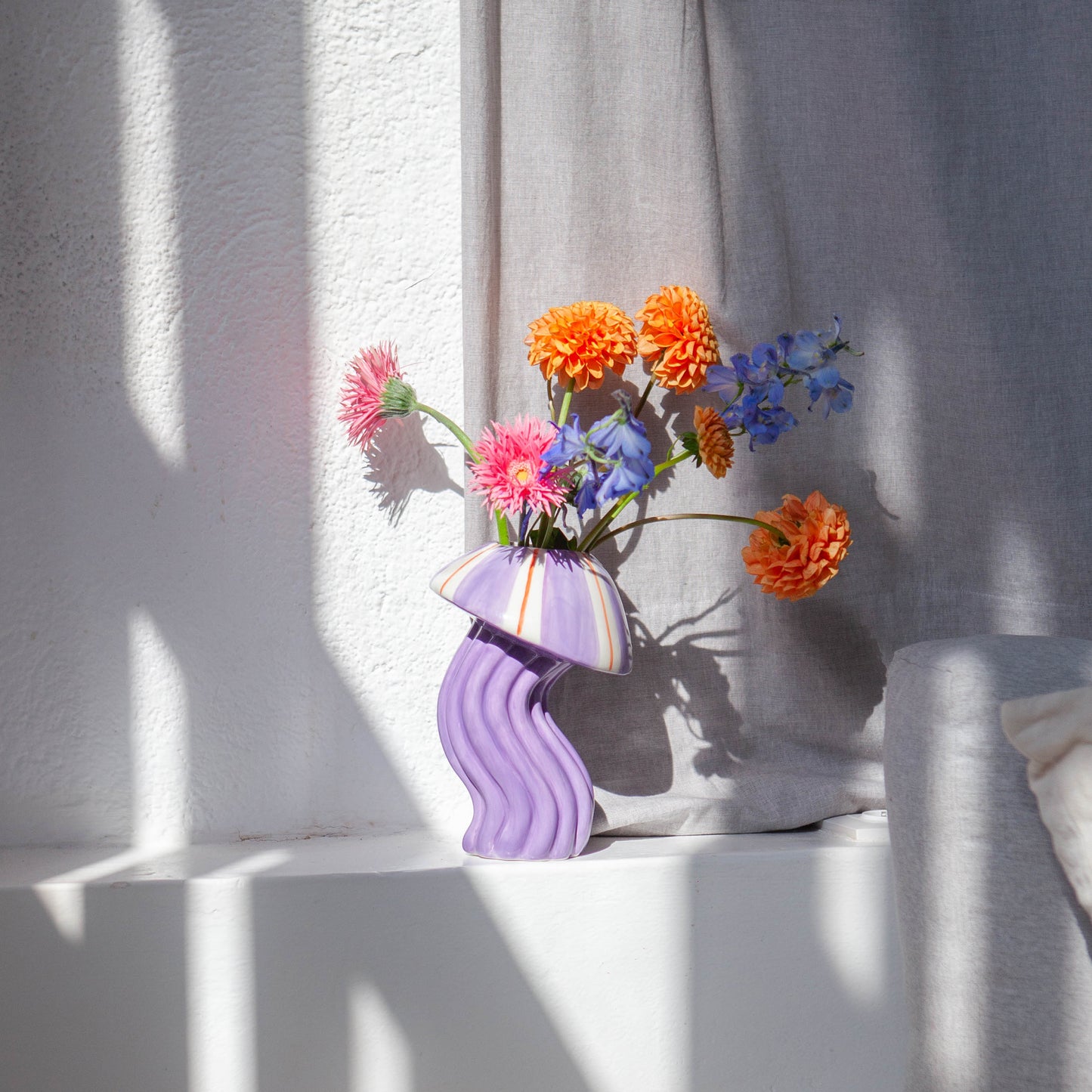 DOIY Ocean Dreams Vase Jellyfish