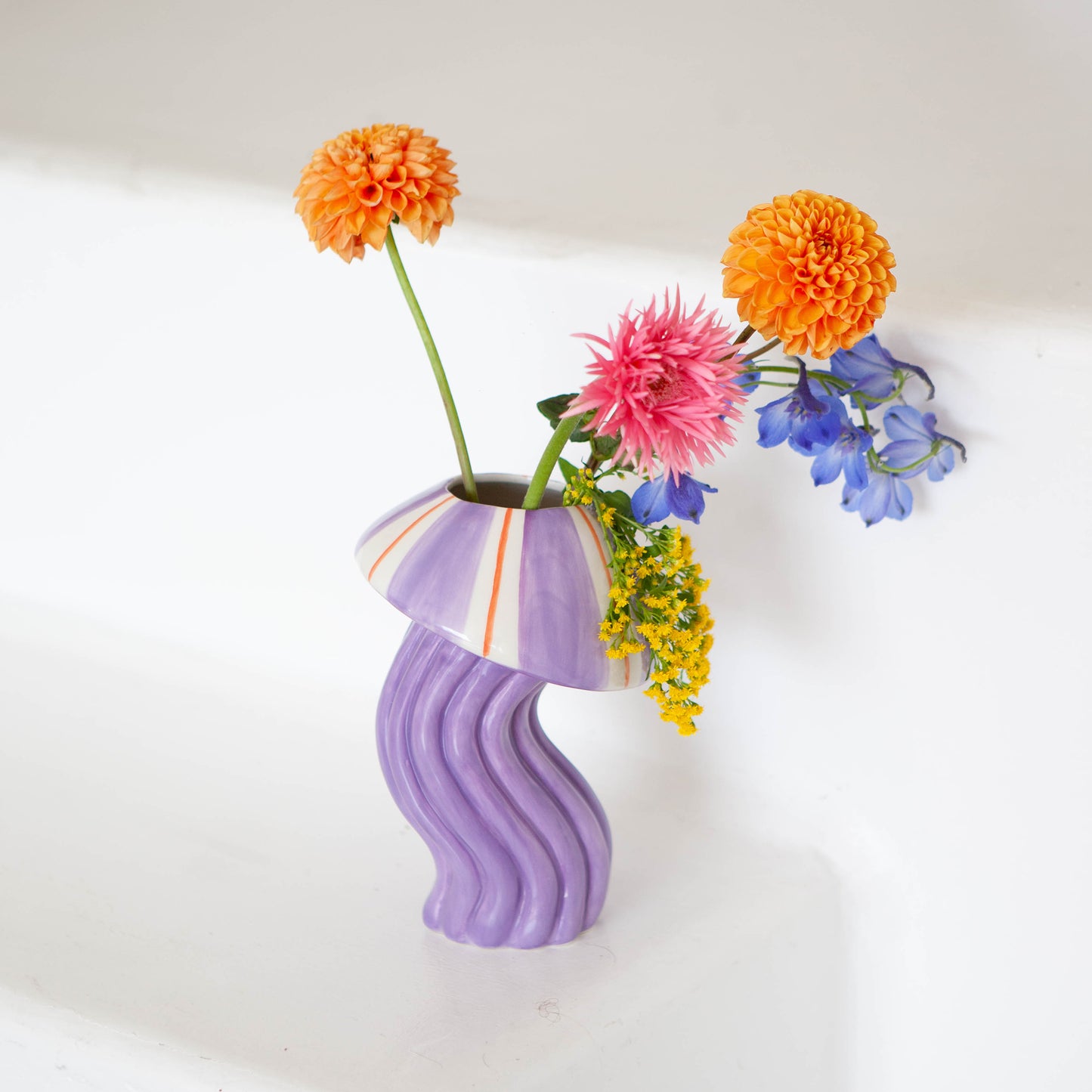 DOIY Ocean Dreams Vase Jellyfish