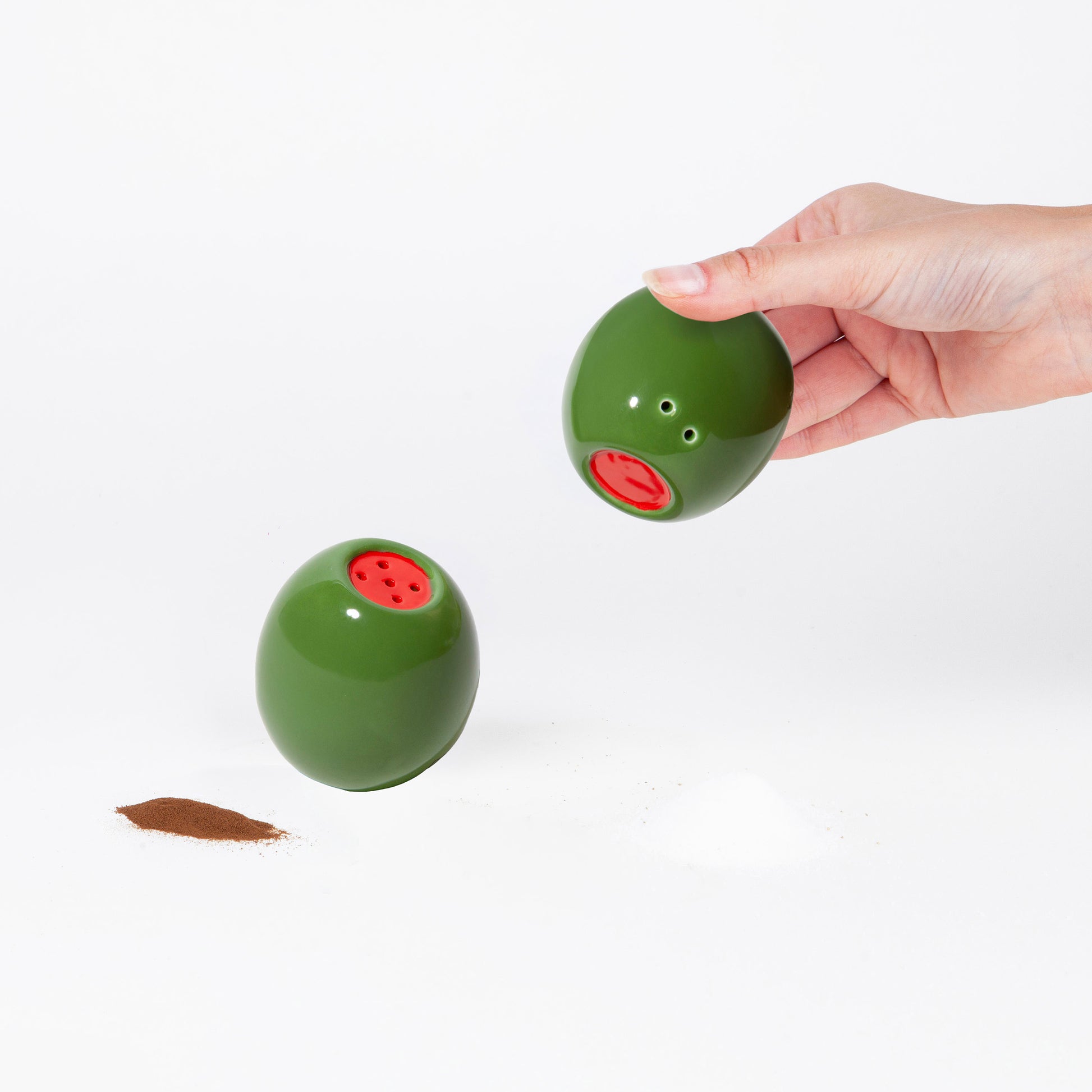 DOIY Olivia Salt & Pepper