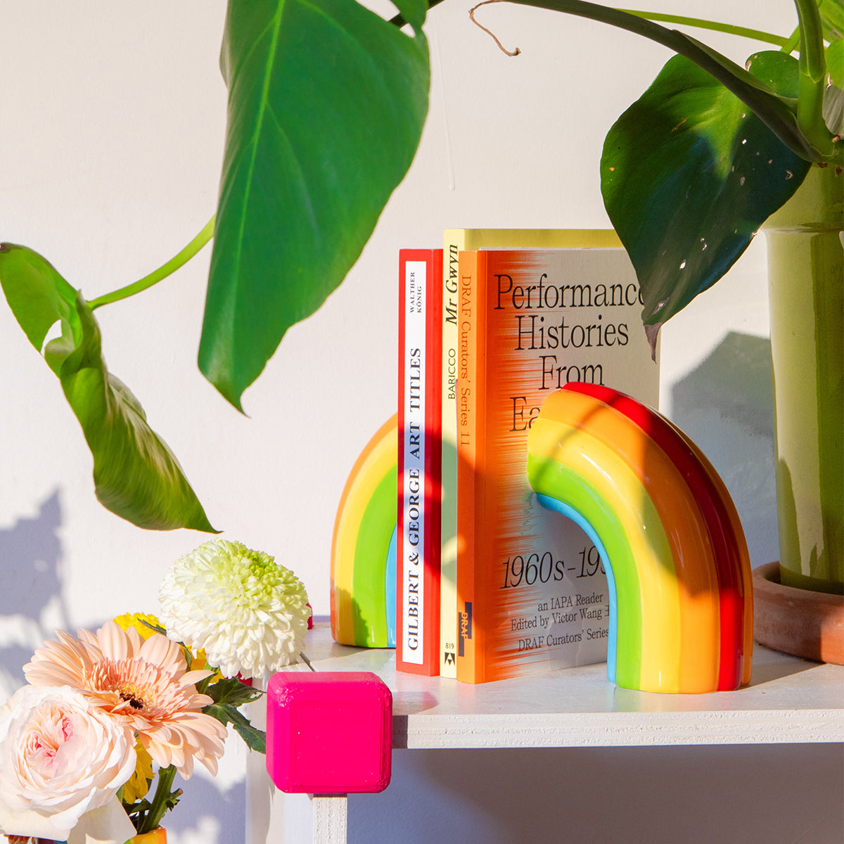 DOIY Rainbow Bookend