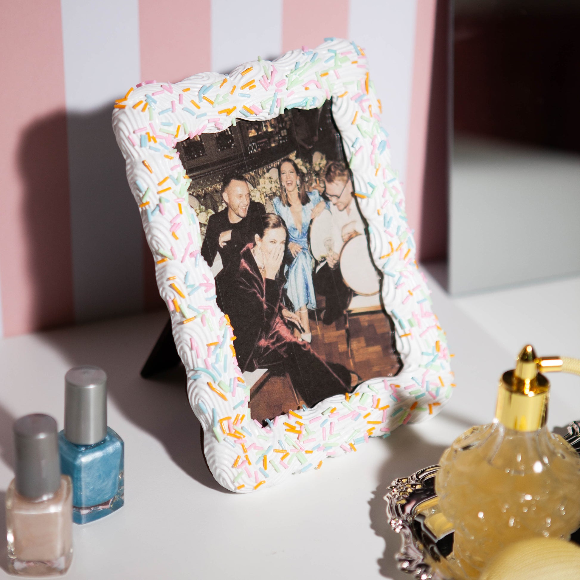 DOIY Sweetie Photo Frame White