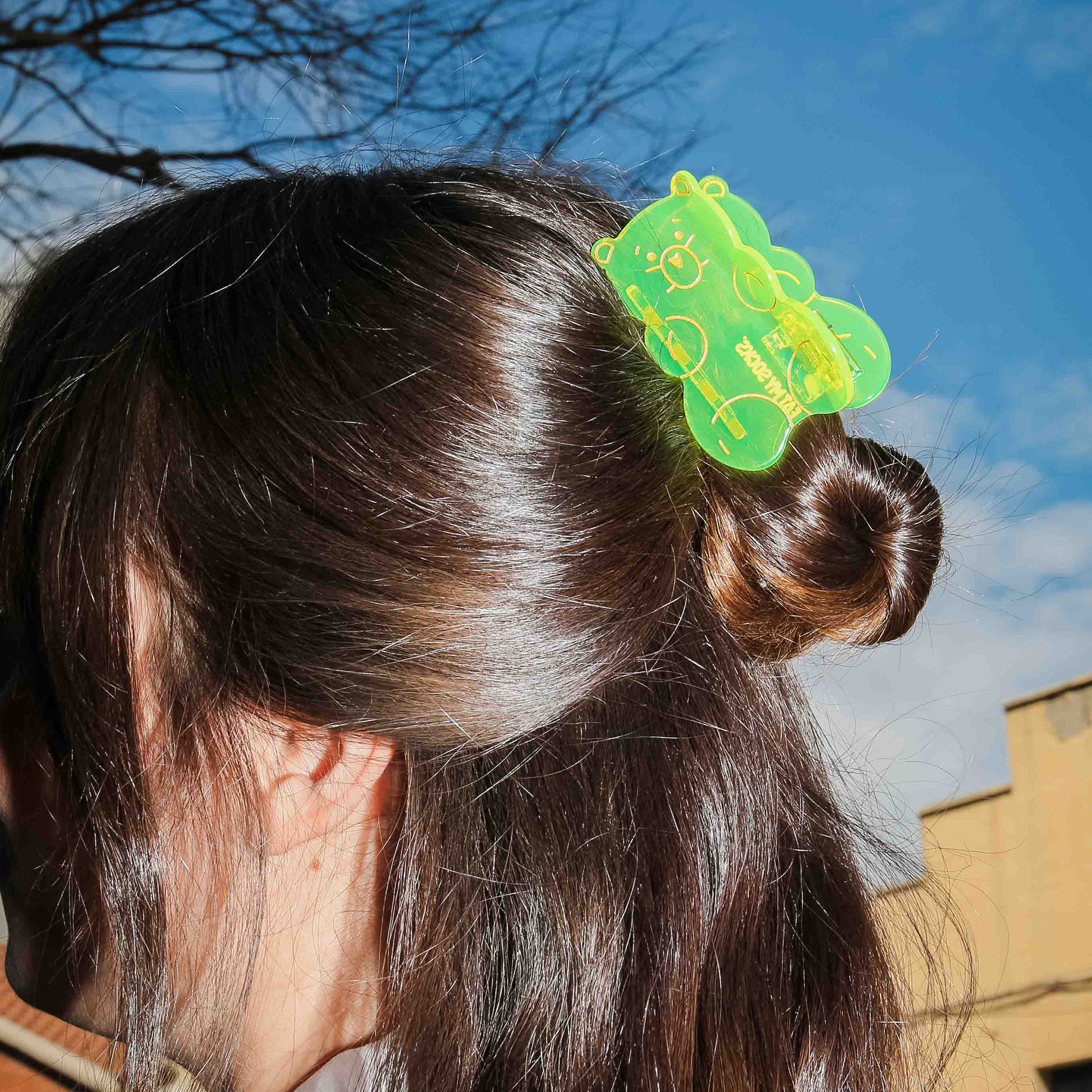 Eat My Socks Hair Claw Gummy Bear