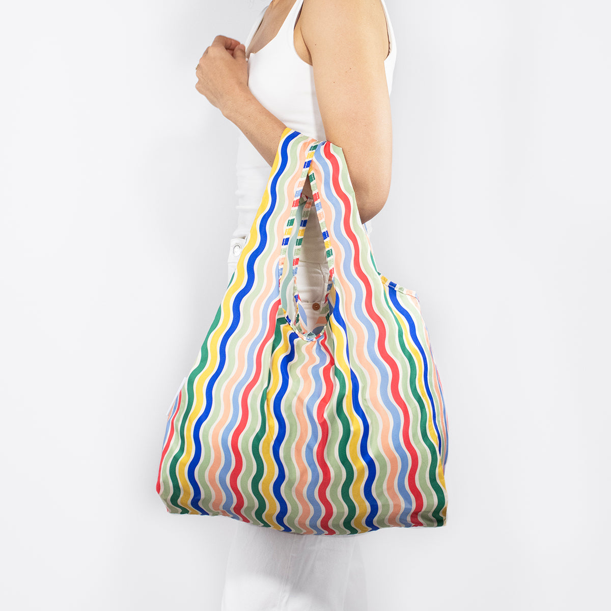 Kind Bag Reusable Bag Medium Rainbow Waves