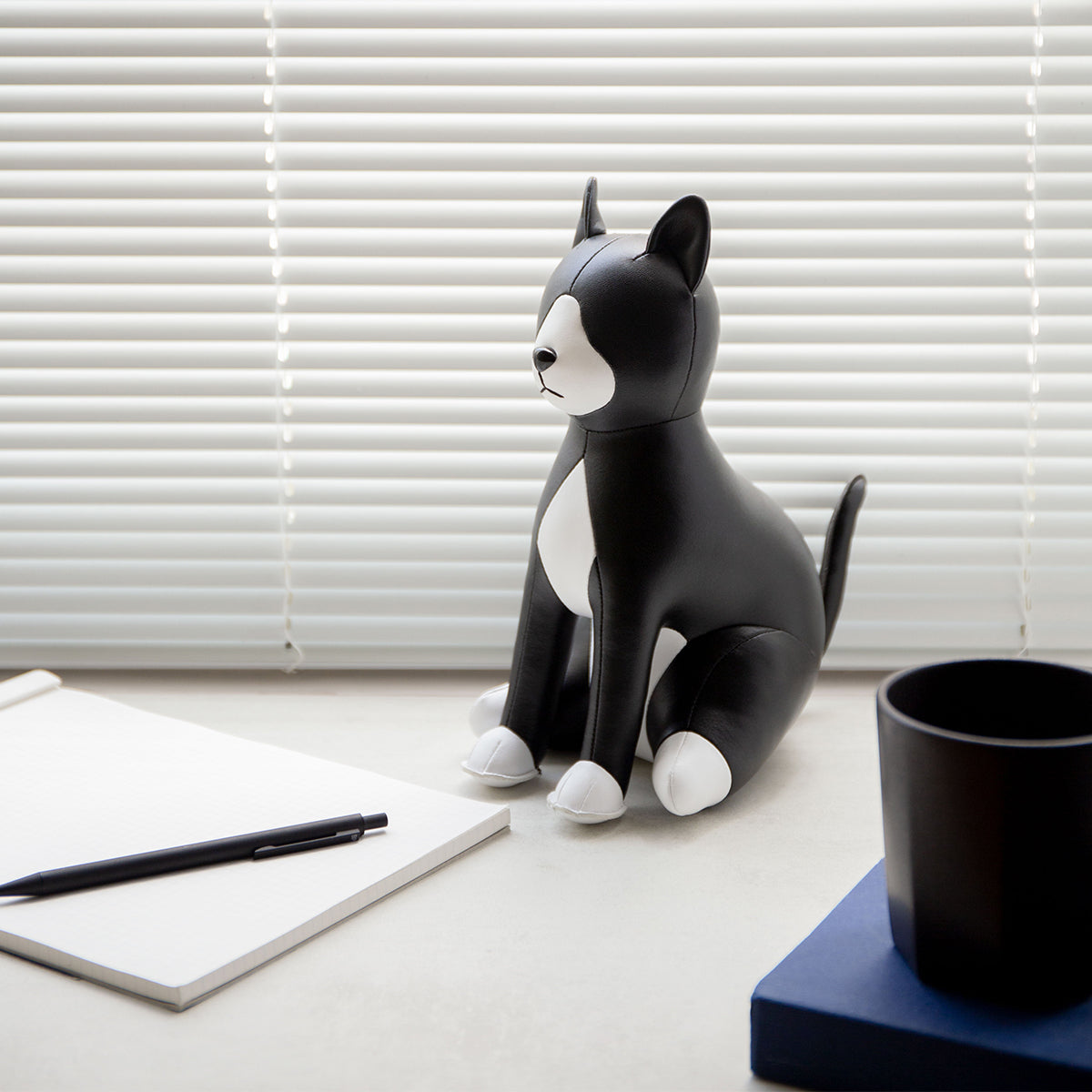 Doorstop Cat Tuxedo Black