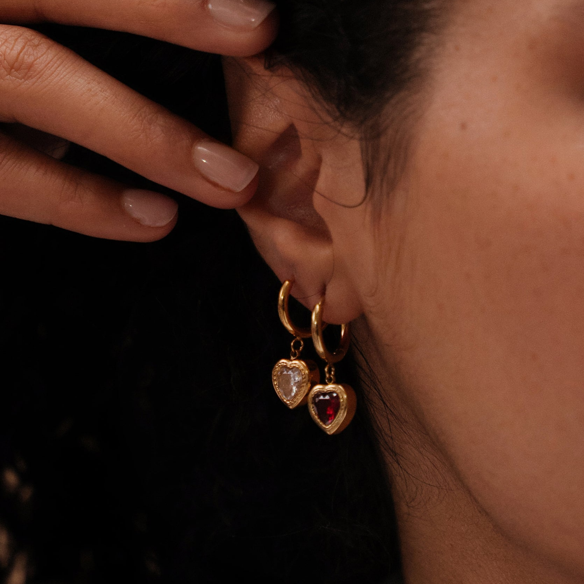 AEC Paris Earrings Aegir Red Zirconium Oxide