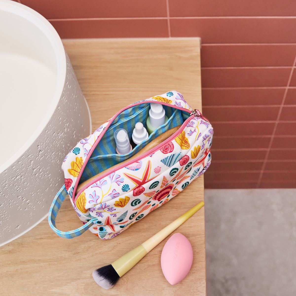 Dock & Bay Toiletry Bag Seashell Soiree 100% Recycled 100% Recycled